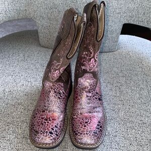 SHYANNE GIRLS' ARIA FAUX LEATHER WESTERN BOOTS - SQUARE TOE